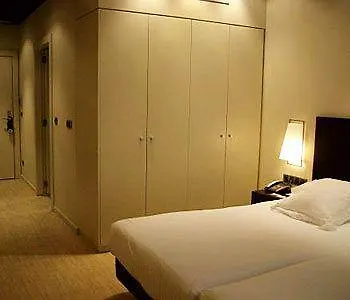 Apartmanhotel Sercotel Boulevard Vitoria-Gasteiz